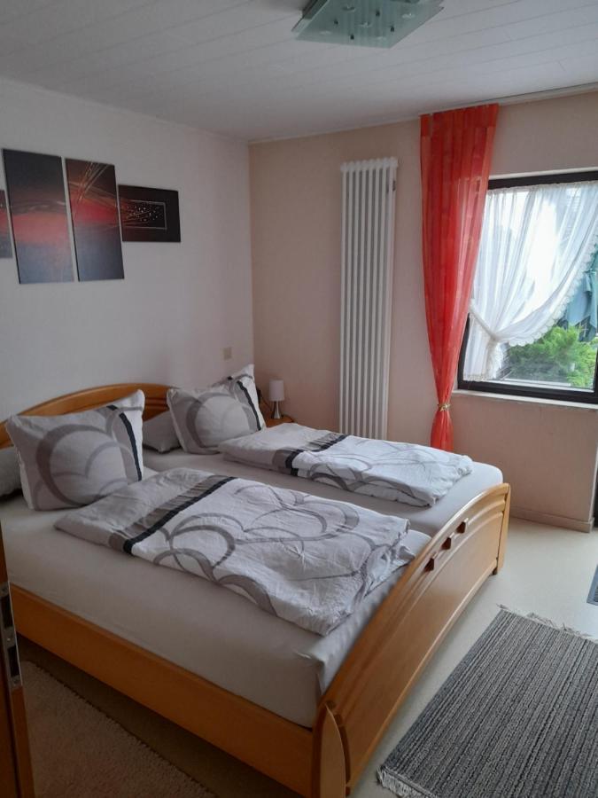 B&B Pension Winzerhaus Zell-Mosel מראה חיצוני תמונה